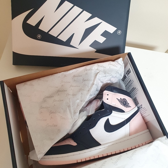 Nike Air Jordan 1 High atmosphere  Authentic  Women's exclusive size 9 40.5 - Picture 3 of 8